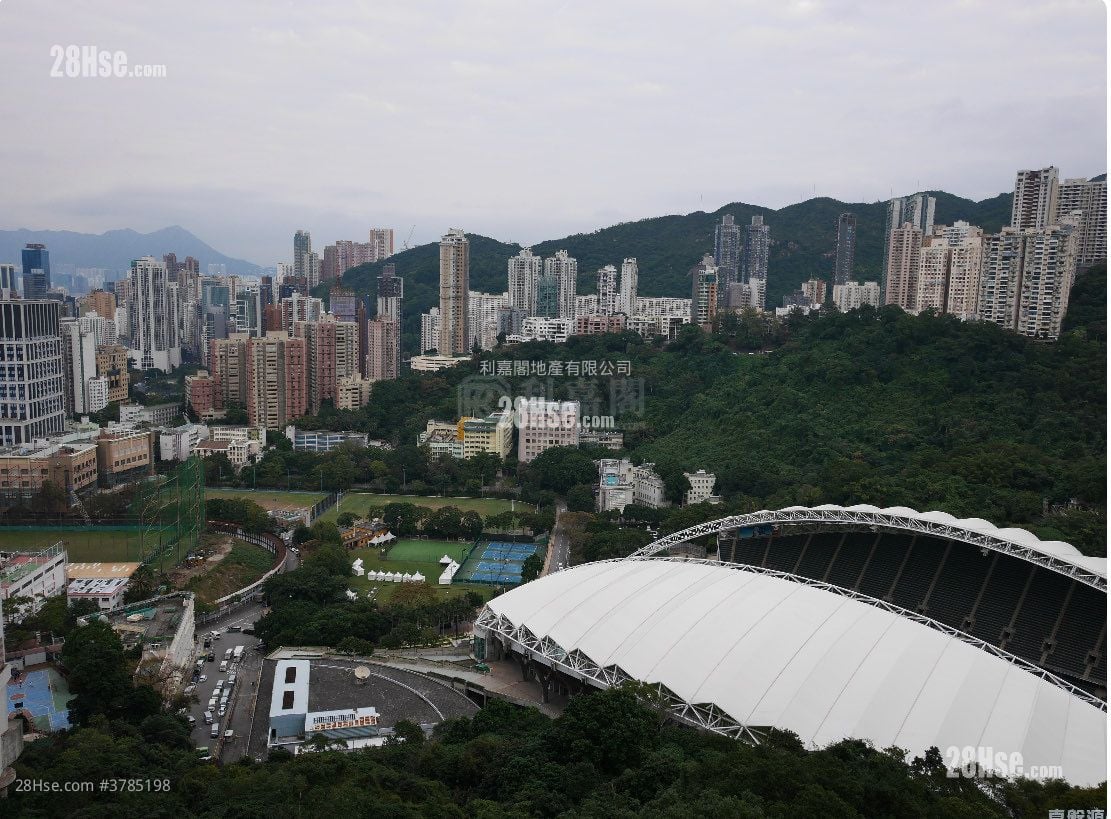 乐天峯 售盘 3 房 1,281 平方尺