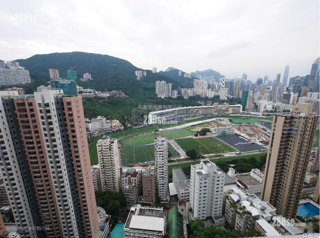 乐天峯 售盘 3 房 1,281 平方尺