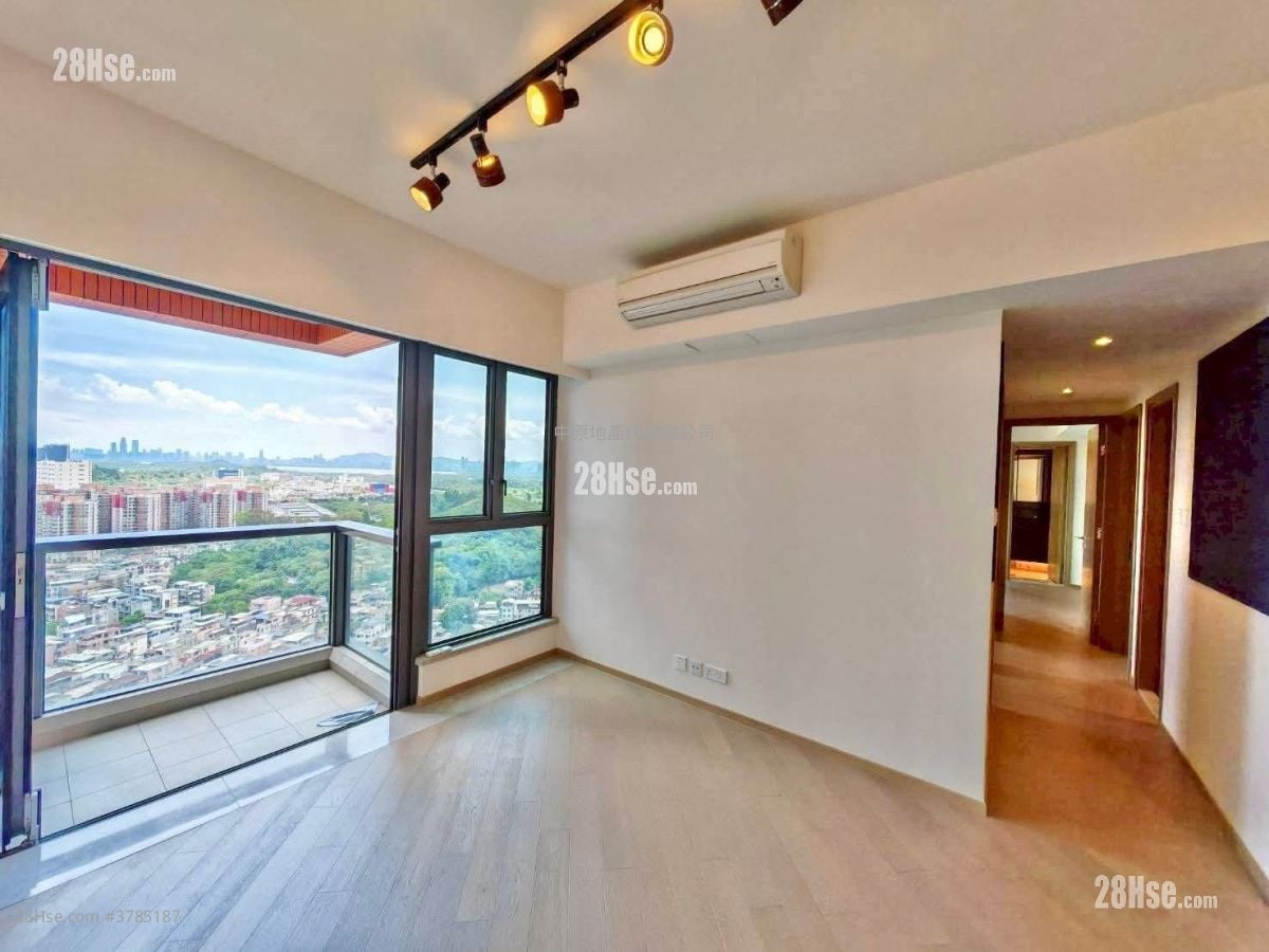 The Yoho Hub Sell 4 Bedrooms , 3 Bathrooms 1,037 ft²