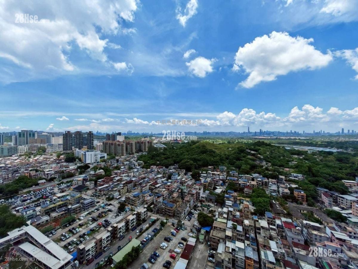 The Yoho Hub Sell 4 Bedrooms , 3 Bathrooms 1,037 ft²