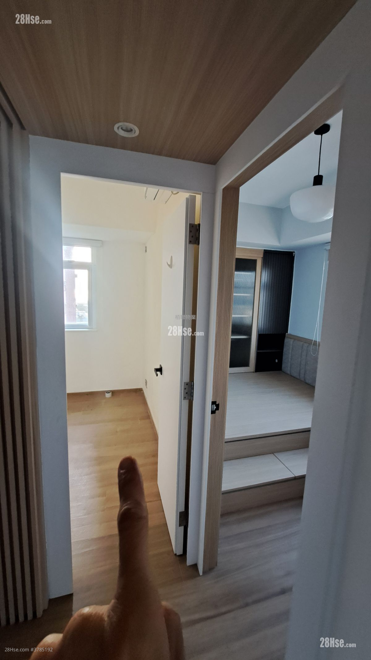 Richweahth Mansion Rental 2 Bedrooms , 1 Bathroom 429 ft²