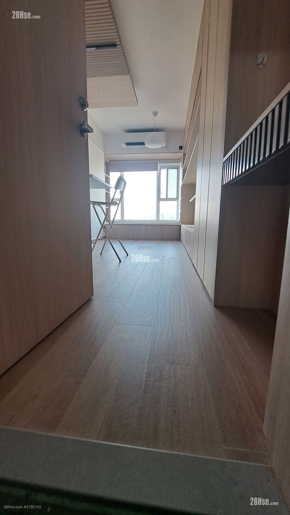 Richweahth Mansion Rental 2 Bedrooms , 1 Bathroom 429 ft²