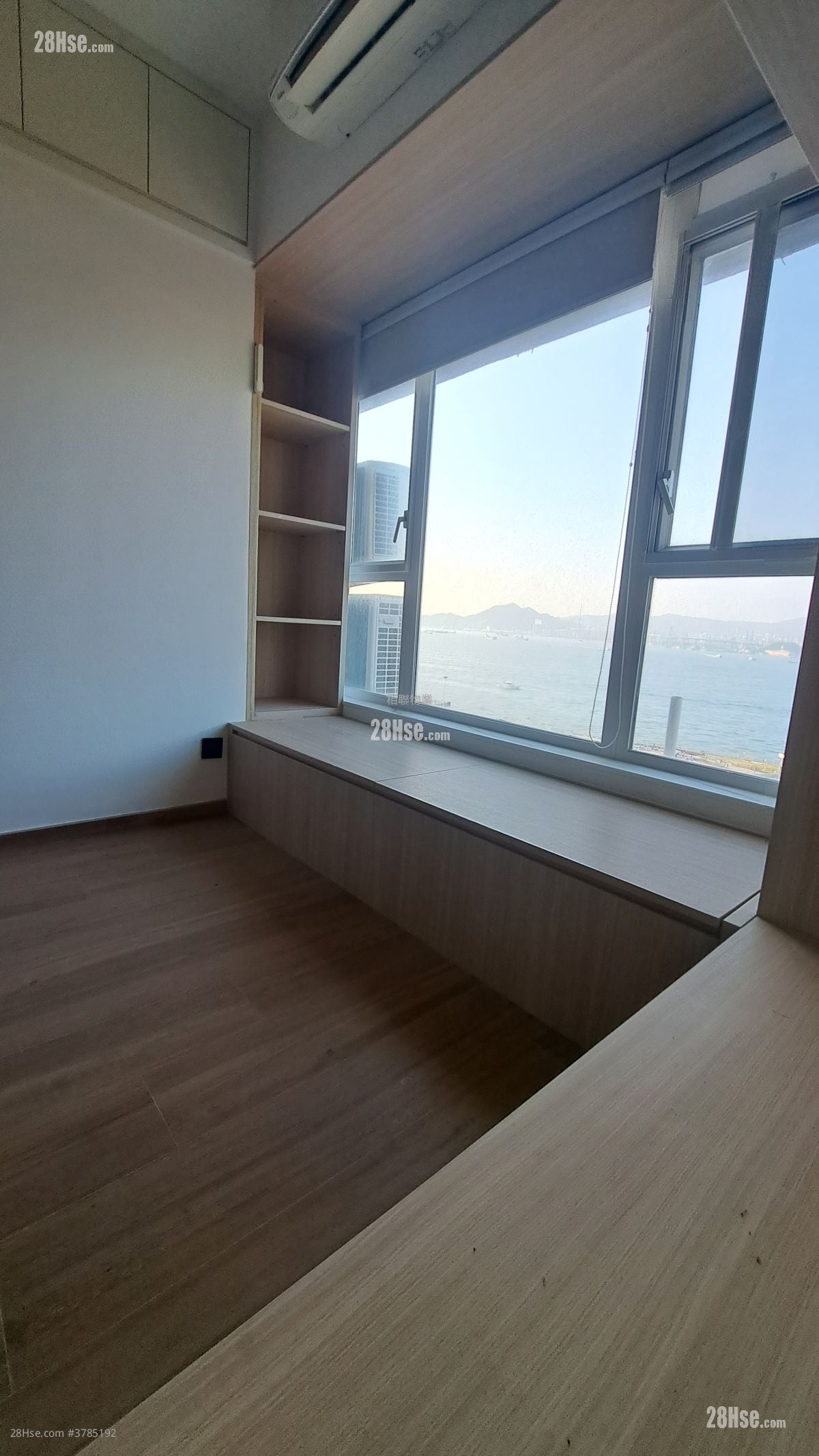 Richweahth Mansion Rental 2 Bedrooms , 1 Bathroom 429 ft²