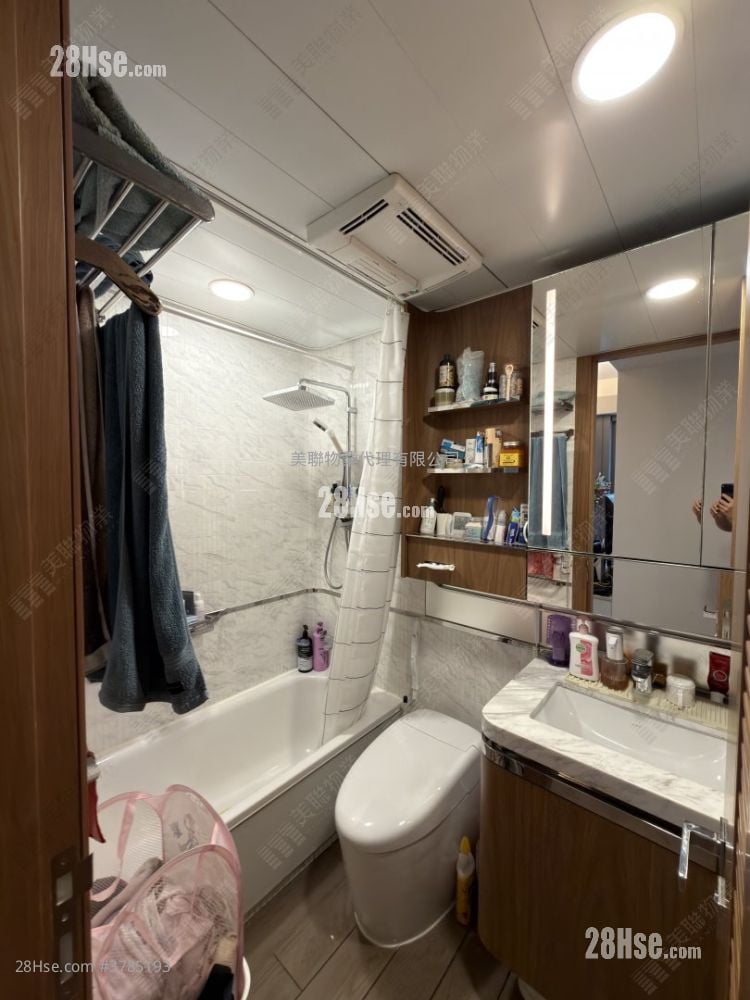 The Pavilia Bay Sell 3 Bedrooms 645 ft²