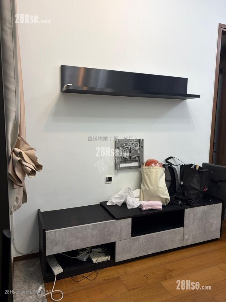 Maya Rental 2 Bedrooms , 1 Bathroom 495 ft²