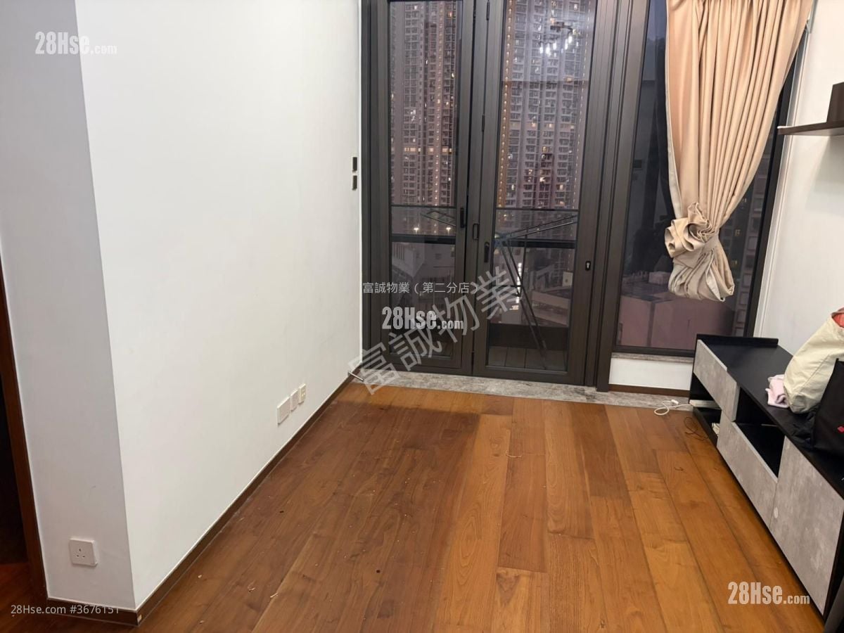 Maya Rental 2 Bedrooms , 1 Bathroom 495 ft²