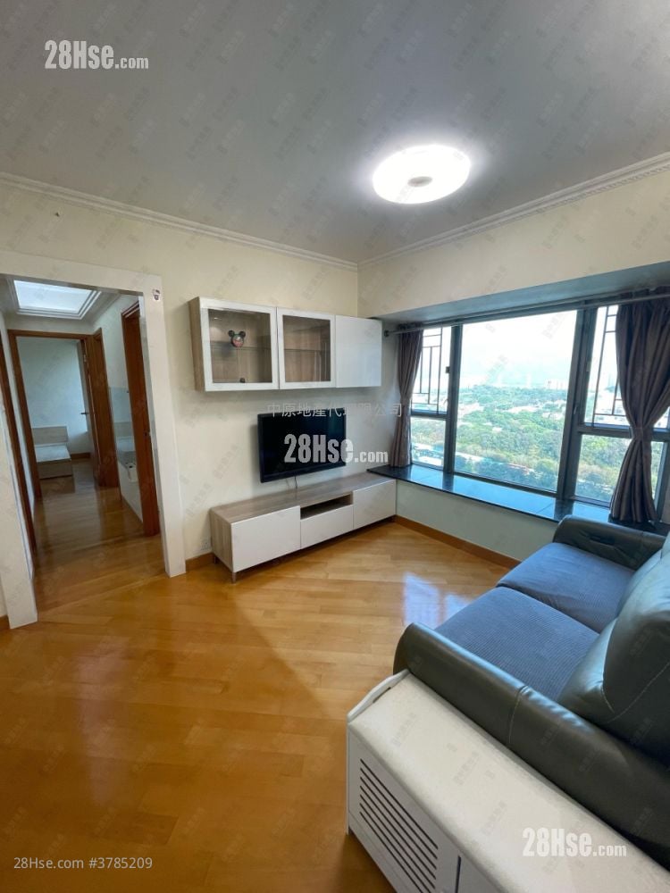 Yoho Town Sell 3 Bedrooms , 1 Bathroom 516 ft²