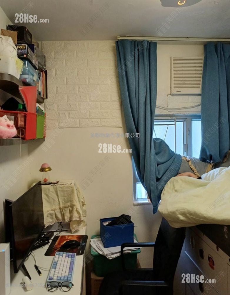 Chung Ming Court Sell 2 Bedrooms , 1 Bathroom