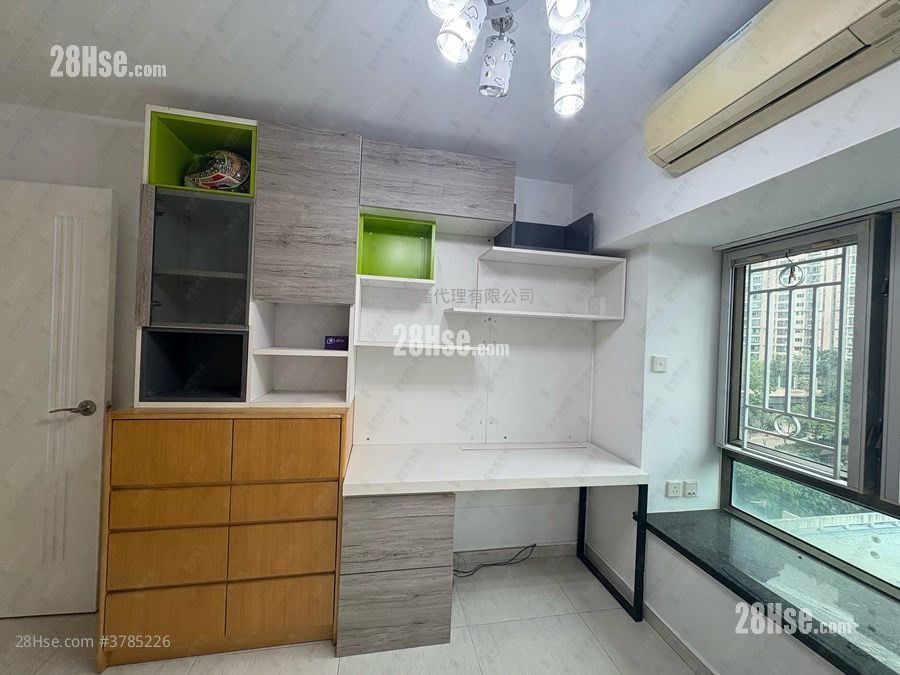 King's Park Villa Sell 3 Bedrooms 1,136 ft²