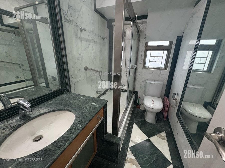 King's Park Villa Sell 3 Bedrooms 1,136 ft²