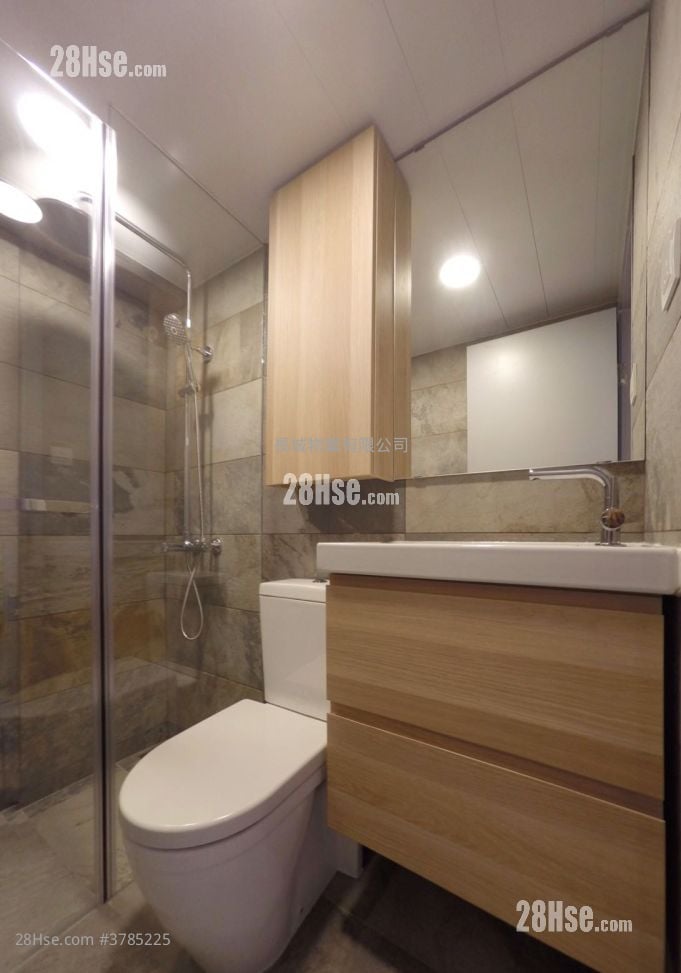 Westlands Court Rental 2 Bedrooms , 1 Bathroom 379 ft²