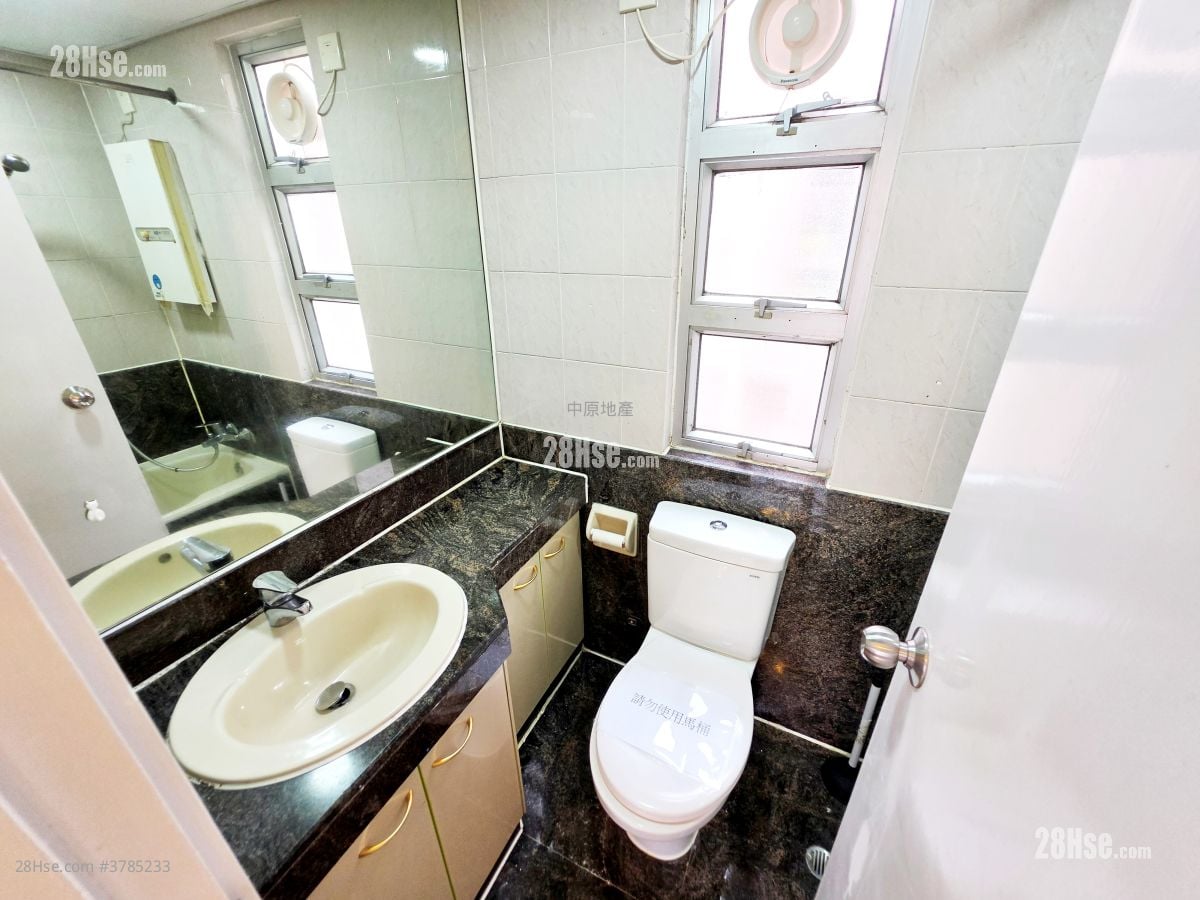 Sunshine City Sell 2 Bedrooms , 1 Bathroom 337 ft²