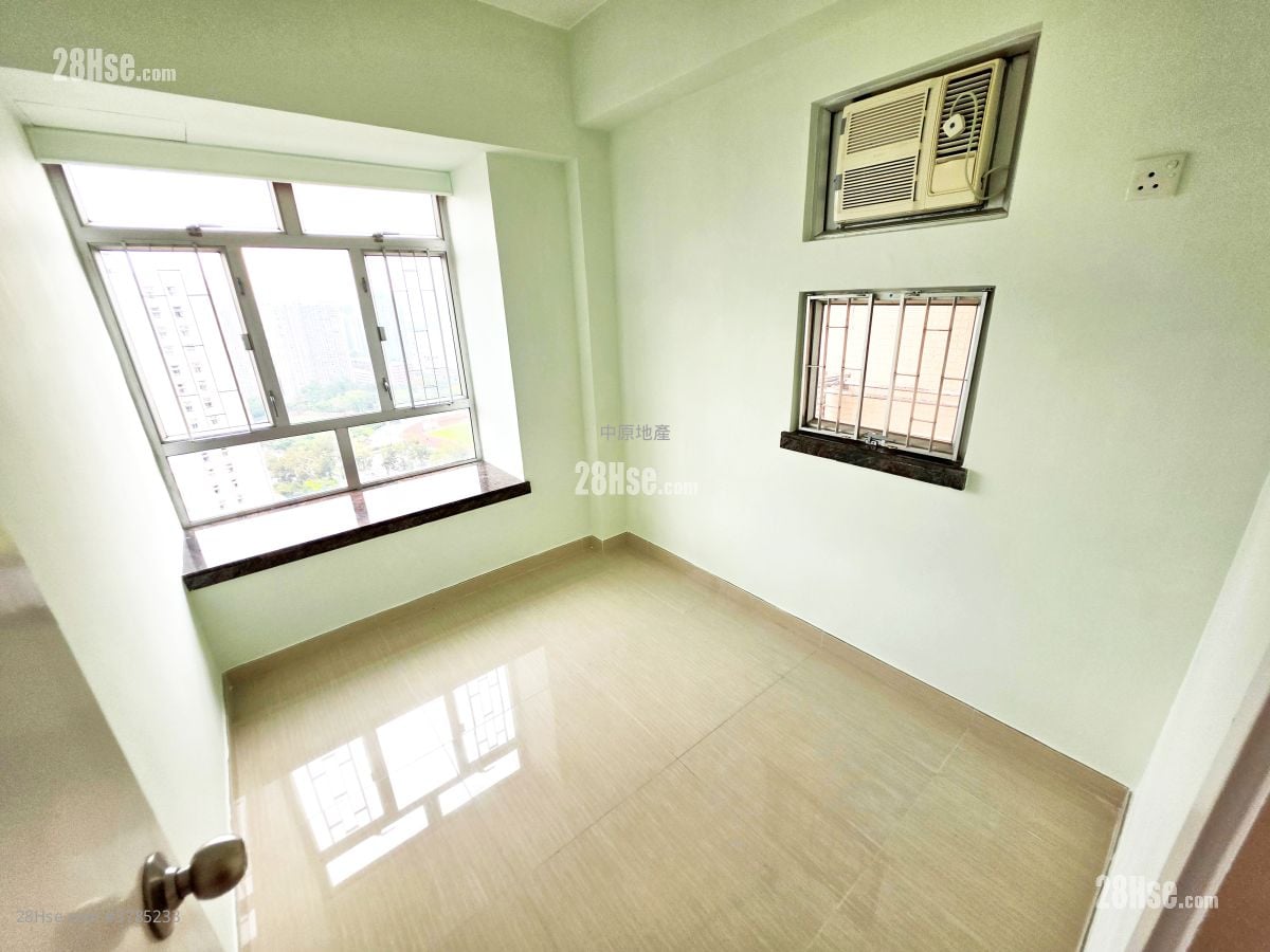 Sunshine City Sell 2 Bedrooms , 1 Bathroom 337 ft²