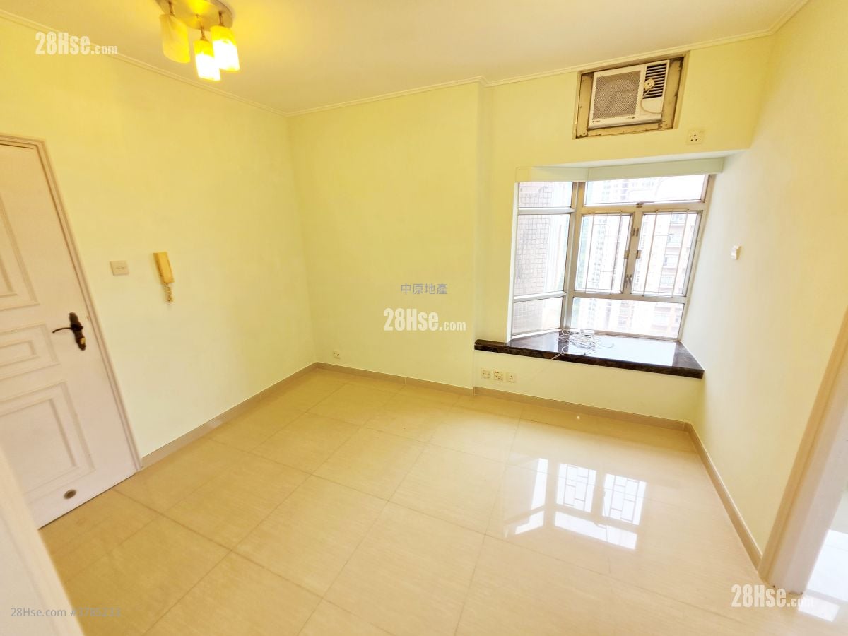 Sunshine City Sell 2 Bedrooms , 1 Bathroom 337 ft²