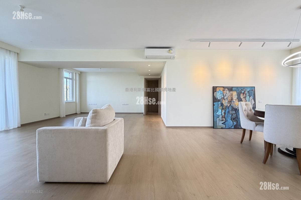 Celestial Garden Sell 3 Bedrooms , 2 Bathrooms 1,970 ft²