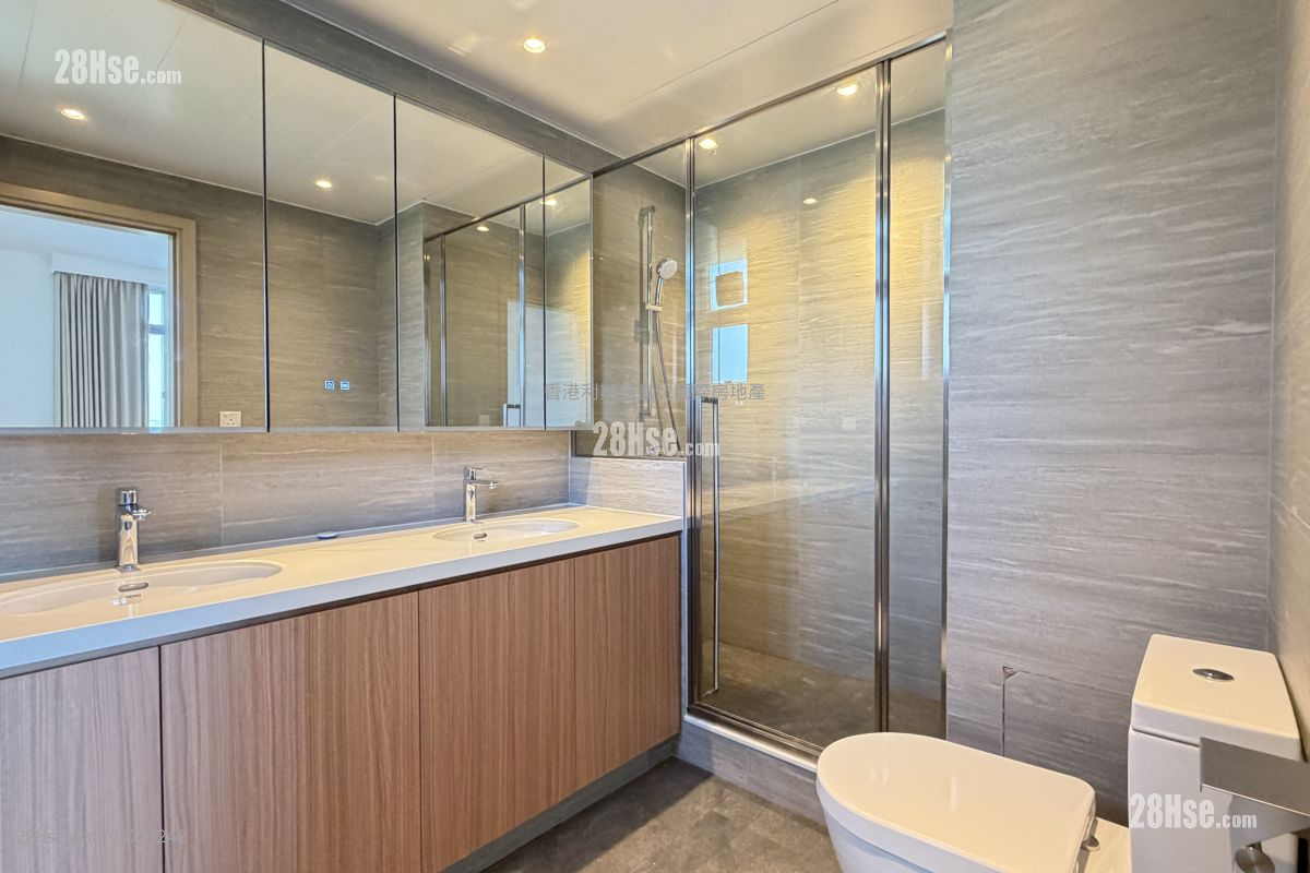 Celestial Garden Sell 3 Bedrooms , 2 Bathrooms 1,970 ft²