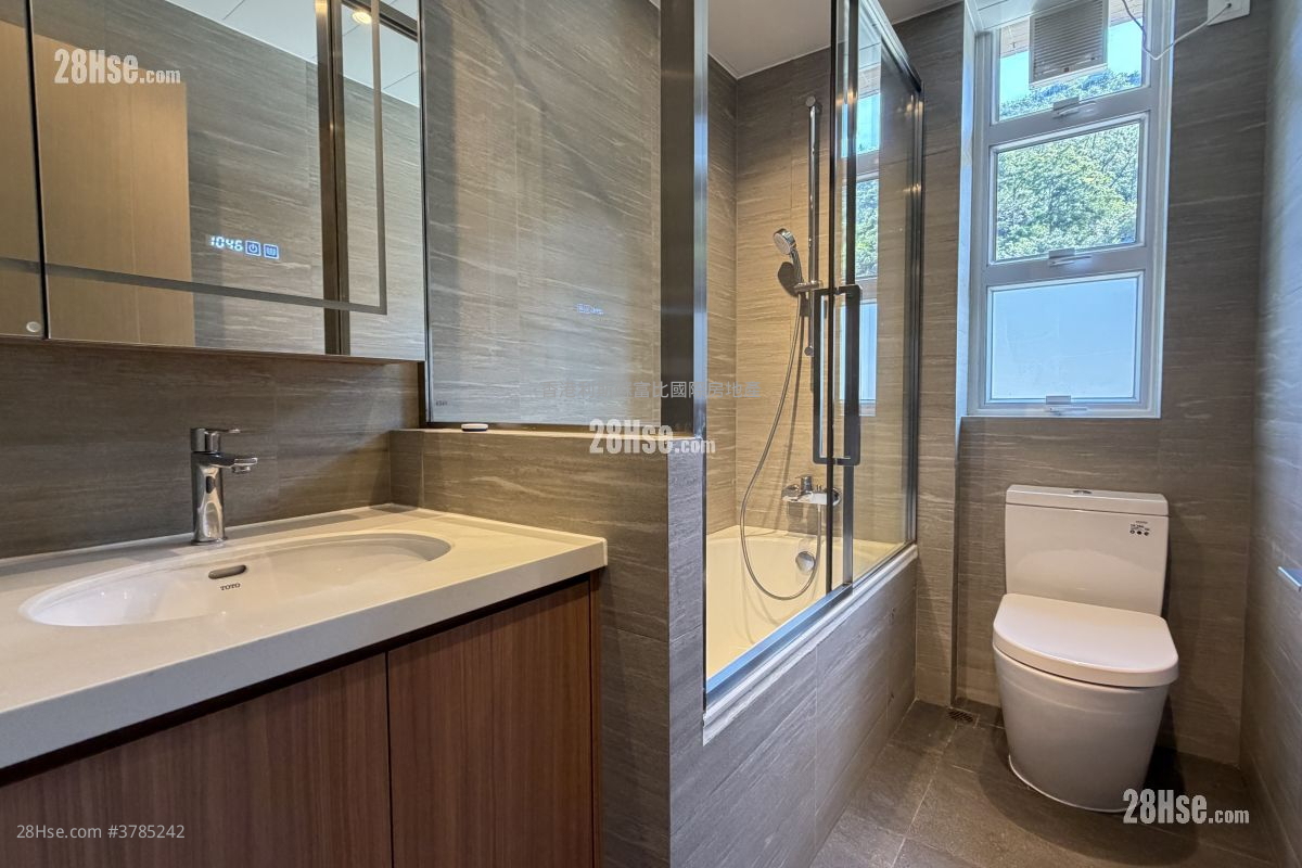 Celestial Garden Sell 3 Bedrooms , 2 Bathrooms 1,970 ft²