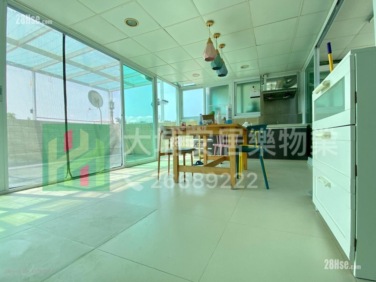 Village Sell 3 Bedrooms , 1 Bathroom 700 ft²