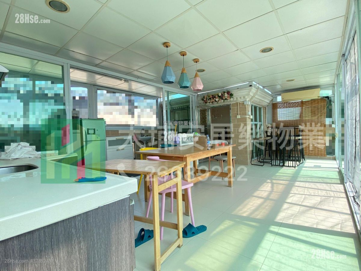 Village Sell 3 Bedrooms , 1 Bathroom 700 ft²