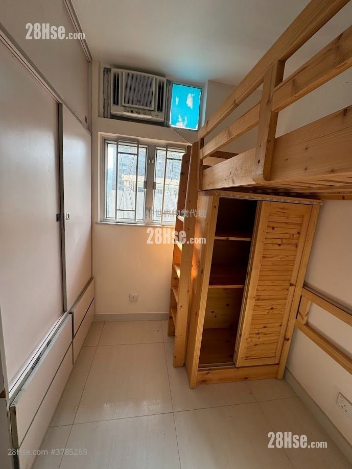 bedroom 2: Lok Hin Terrace Rental 3 Bedrooms , 2 Bathrooms 580 ft²