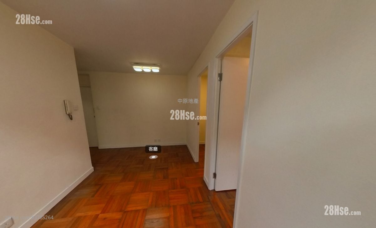 龙蟠苑 售盘 2 房 , 1 浴室 383 平方尺