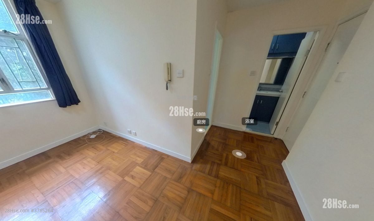 龙蟠苑 售盘 2 房 , 1 浴室 383 平方尺