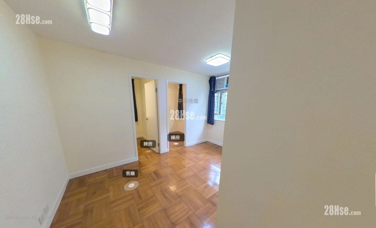 龙蟠苑 售盘 2 房 , 1 浴室 383 平方尺