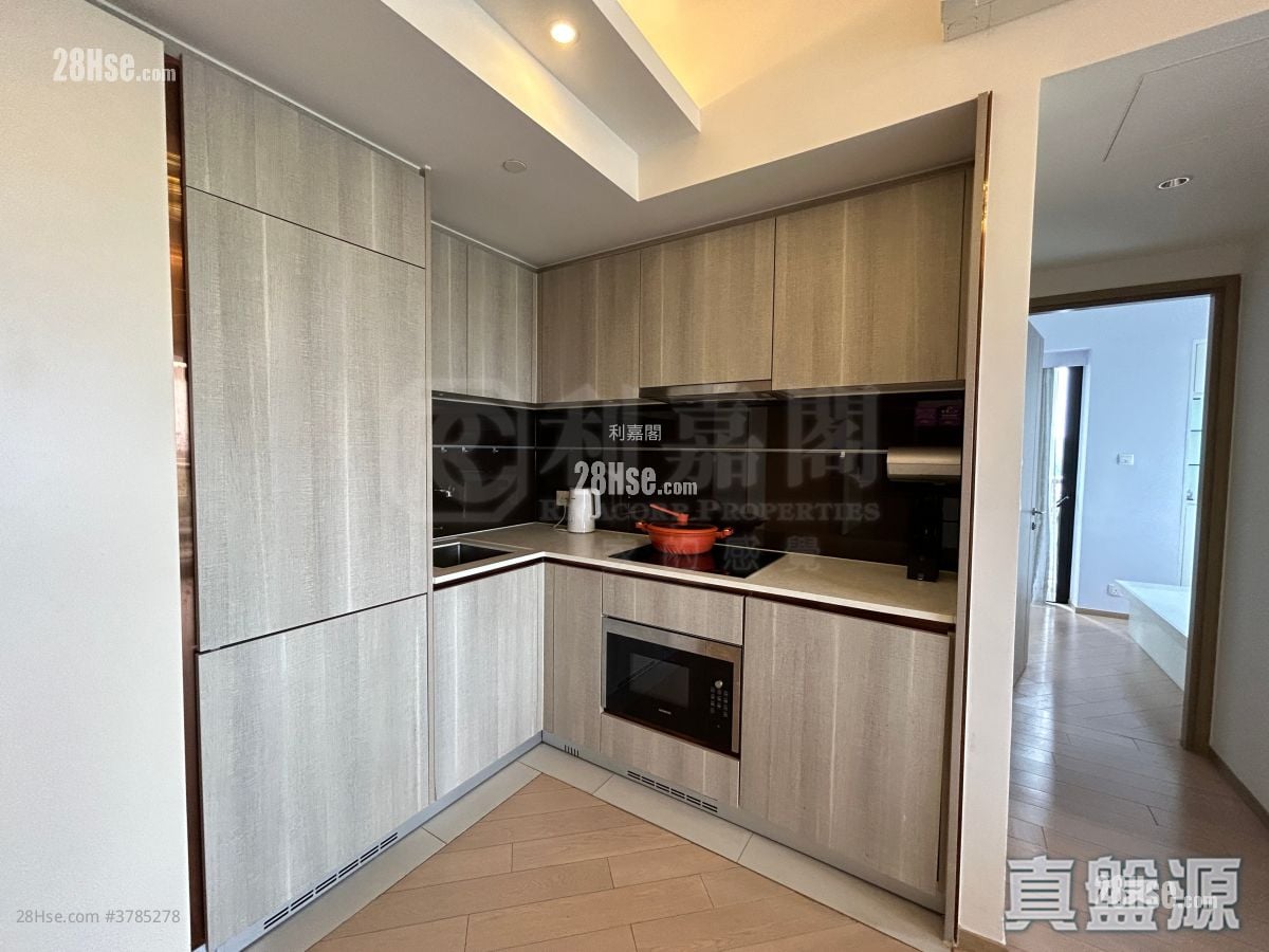 Twin Regency Sell 2 Bedrooms 459 ft²