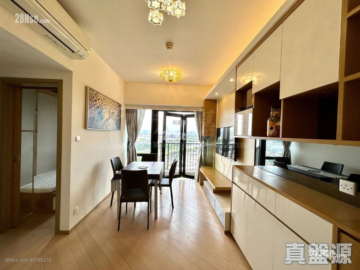 Twin Regency Sell 2 Bedrooms 459 ft²