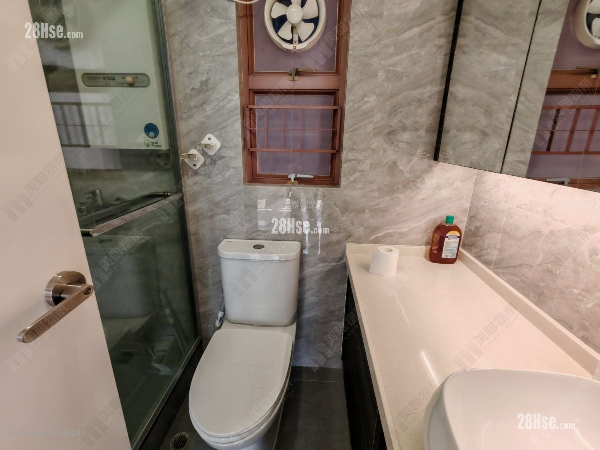 新港城 售盘 2 房 , 1 浴室 414 平方尺