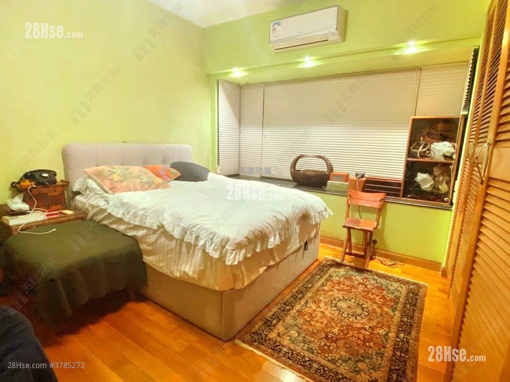 碧霞花园 售盘 3 房 , 3 浴室 1,296 平方尺