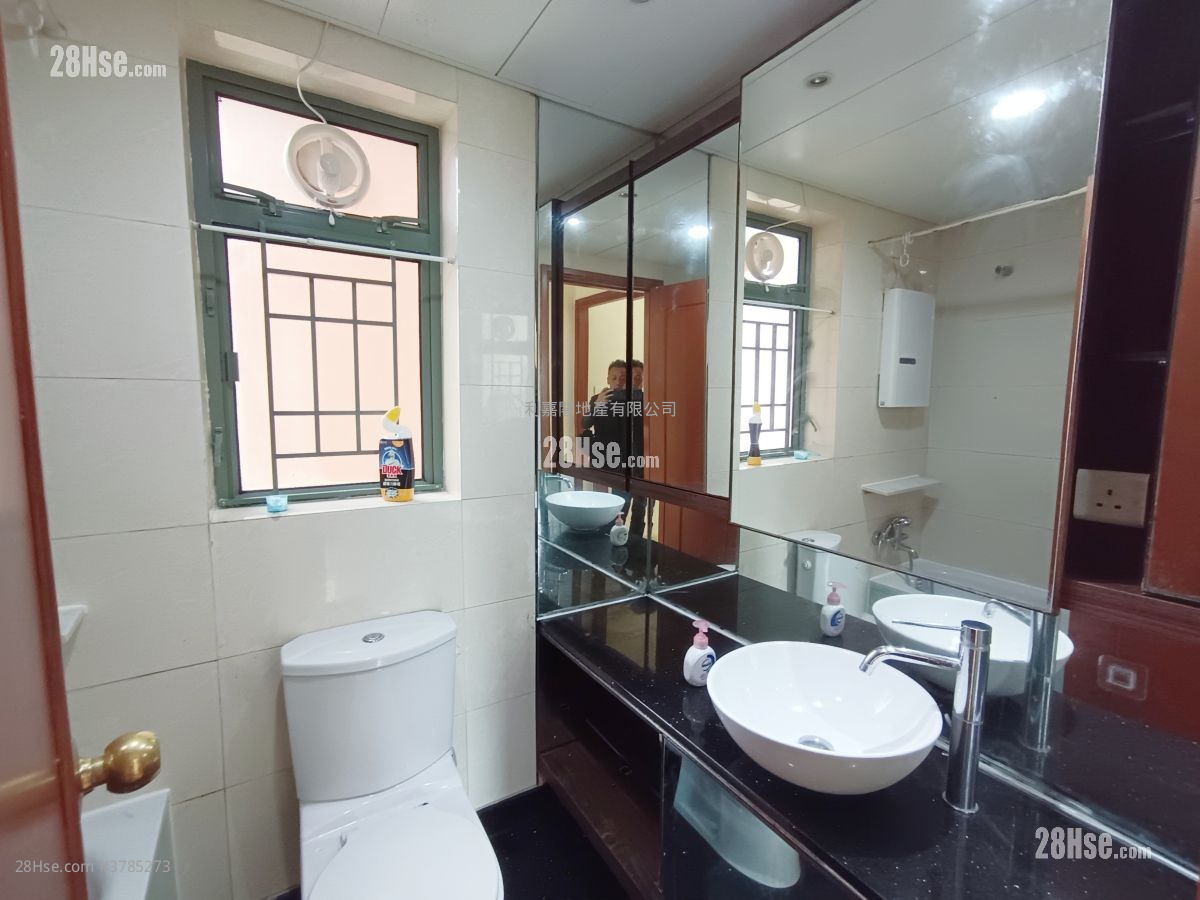 蔚蓝湾畔 售盘 2 房 , 1 浴室 508 平方尺