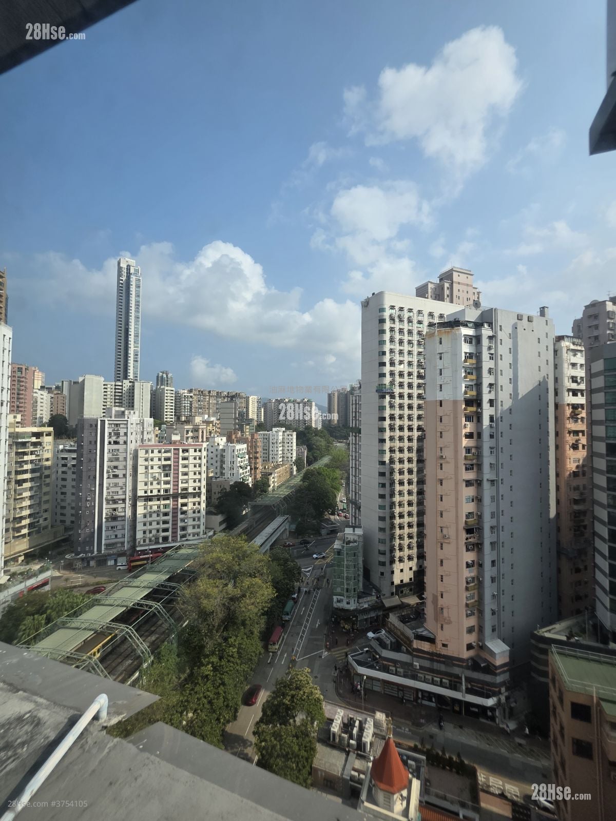 藝興大廈 售盤 3 房 , 1 浴室 525 平方呎