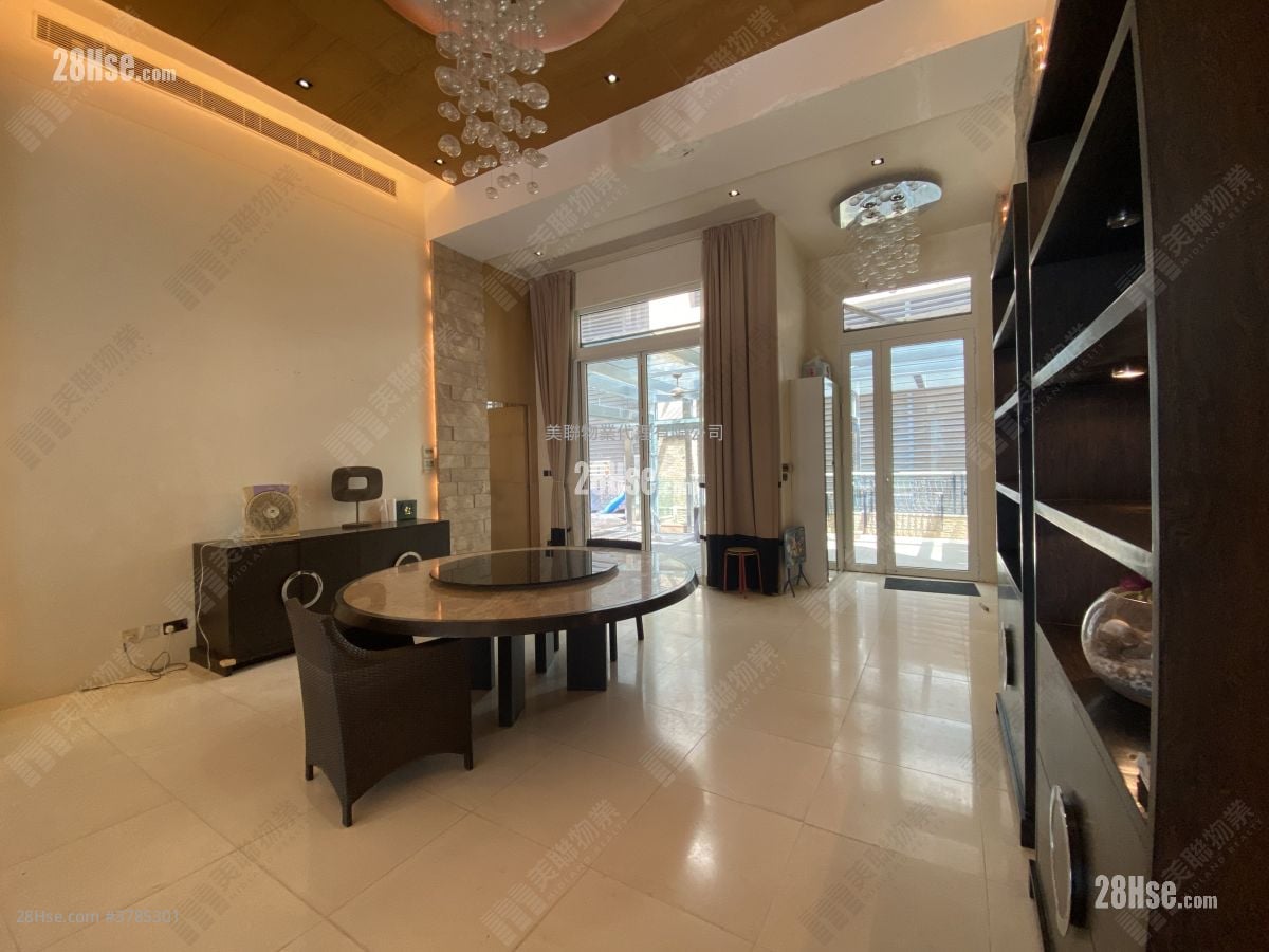 Mount Beacon Sell 4 Bedrooms , 5+ Bathrooms 2,638 ft²