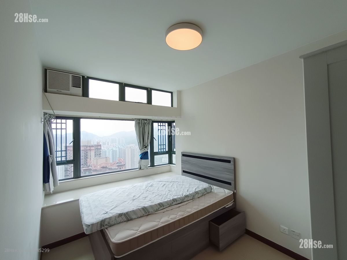 蔚蓝湾畔 租盘 4 房 , 2 浴室 735 平方尺