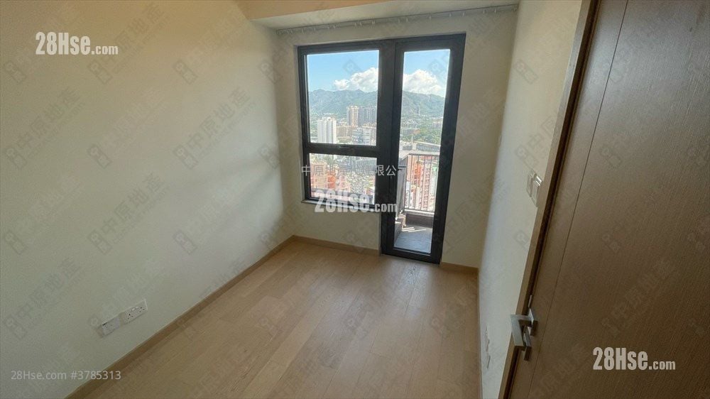 Sol City Sell 1 Bedroom , 1 Bathroom 322 ft²