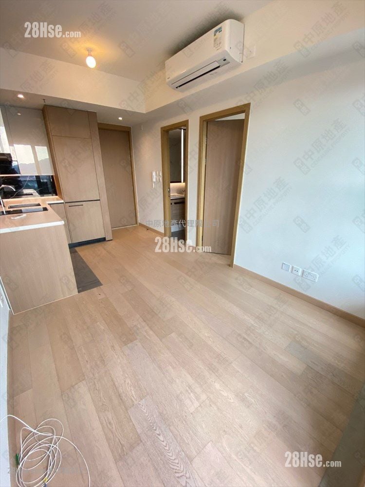 Sol City Sell 1 Bedroom , 1 Bathroom 322 ft²