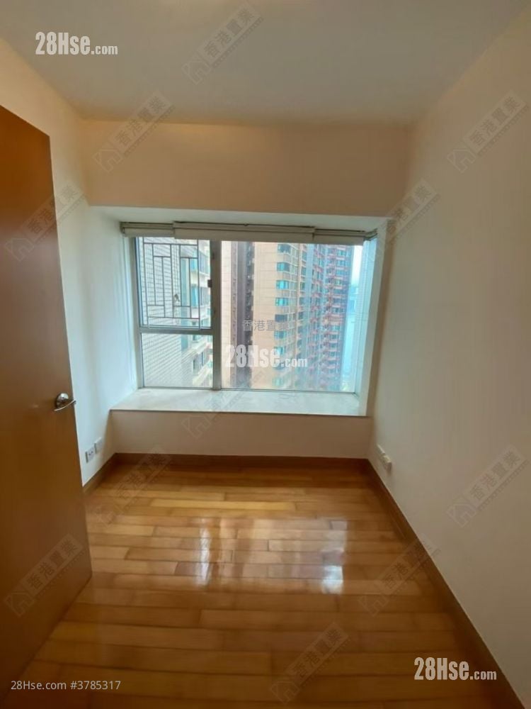 The Waterfront Rental 3 Bedrooms , 2 Bathrooms 794 ft²