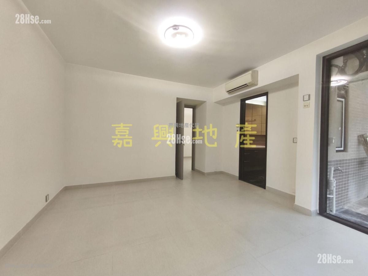 Jade Villa Sell 3 Bedrooms , 2 Bathrooms 1,400 ft²