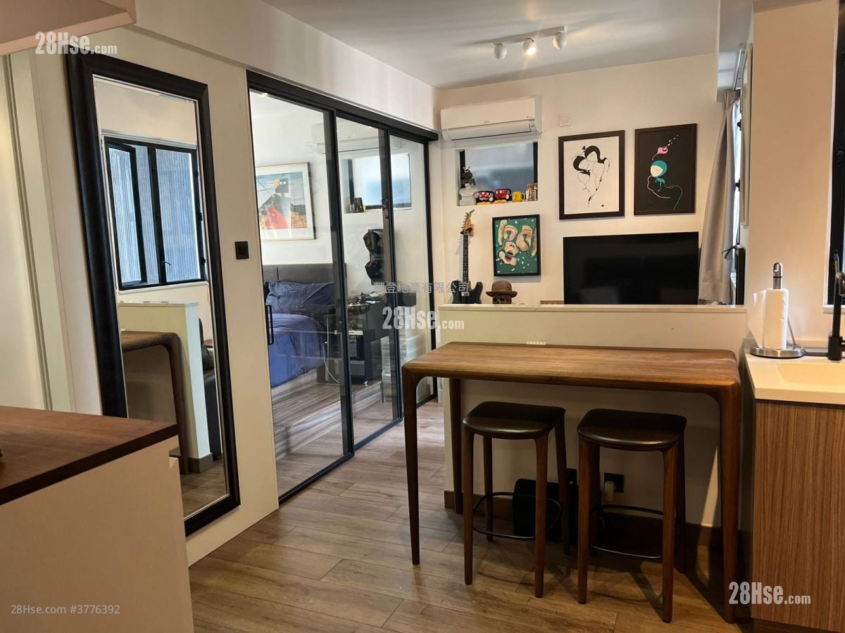 Jadestone Court Sell 1 Bedroom , 1 Bathroom 332 ft²