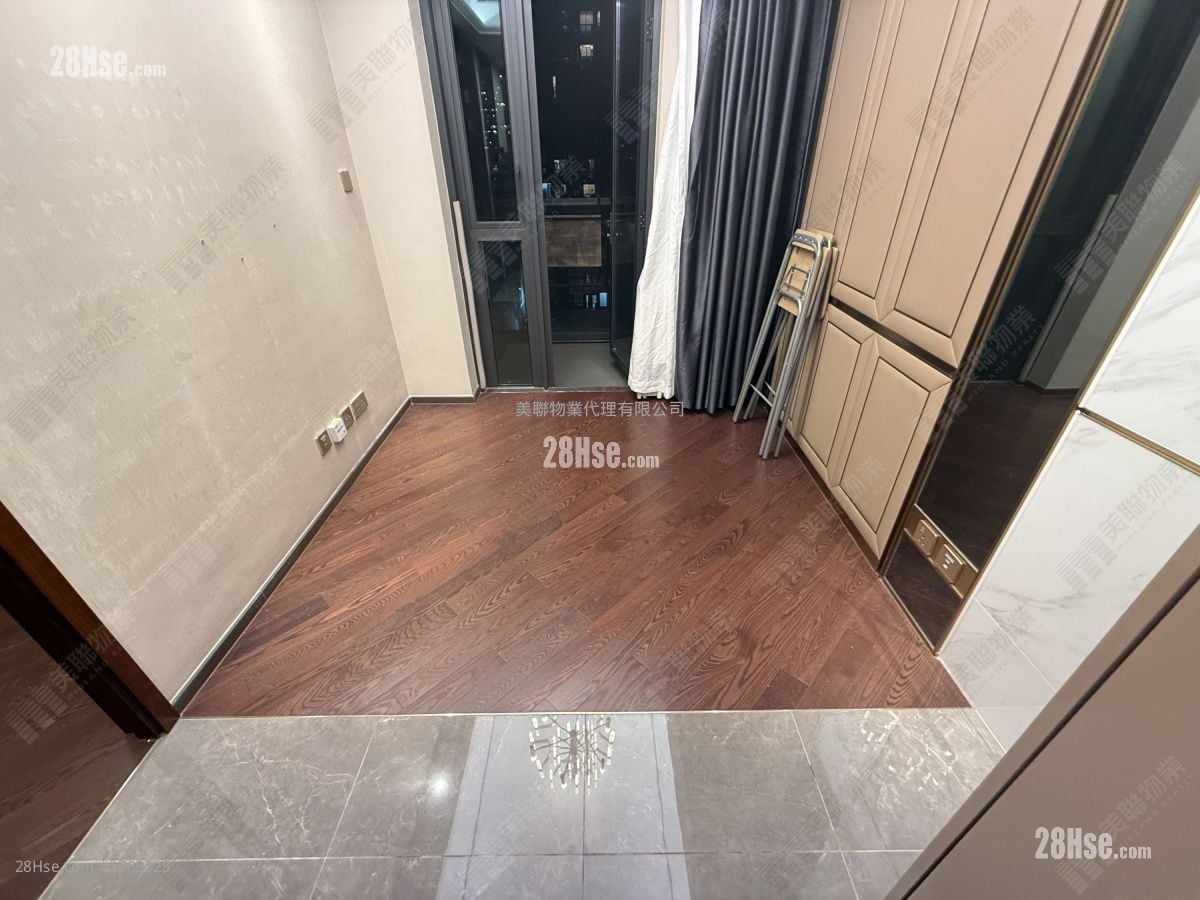 睿峰 售盘 1 房 300 平方尺