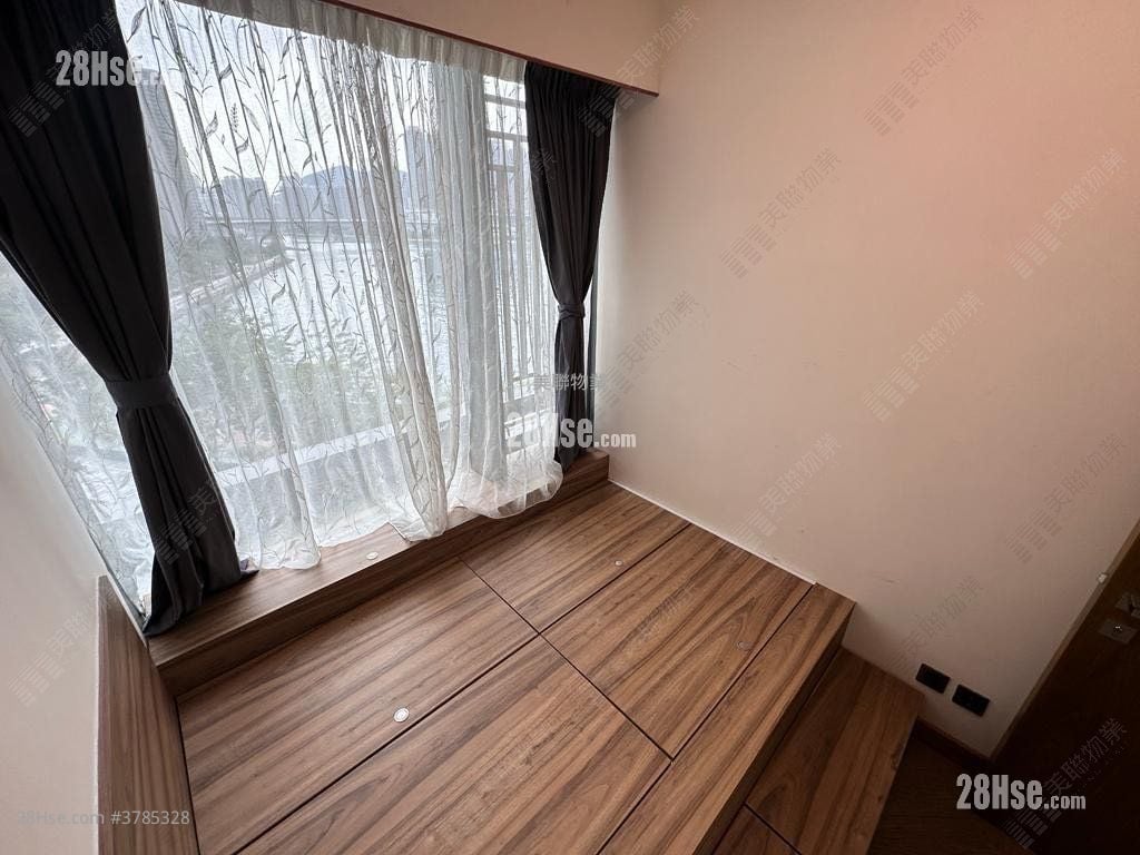 柏傲湾 售盘 2 房 , 1 浴室 525 平方尺