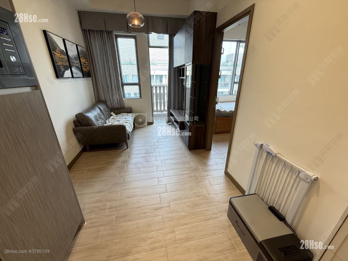 Astoria Crest Sell 1 Bedroom 299 ft²