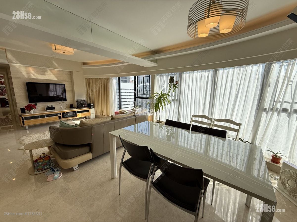 Parc Regal Sell 3 Bedrooms , 3 Bathrooms 676 ft²