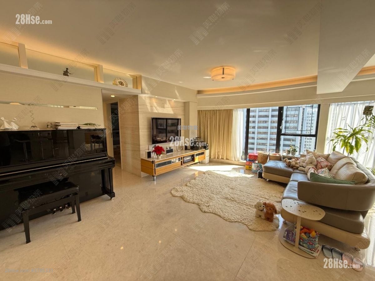 Parc Regal Sell 3 Bedrooms , 3 Bathrooms 676 ft²