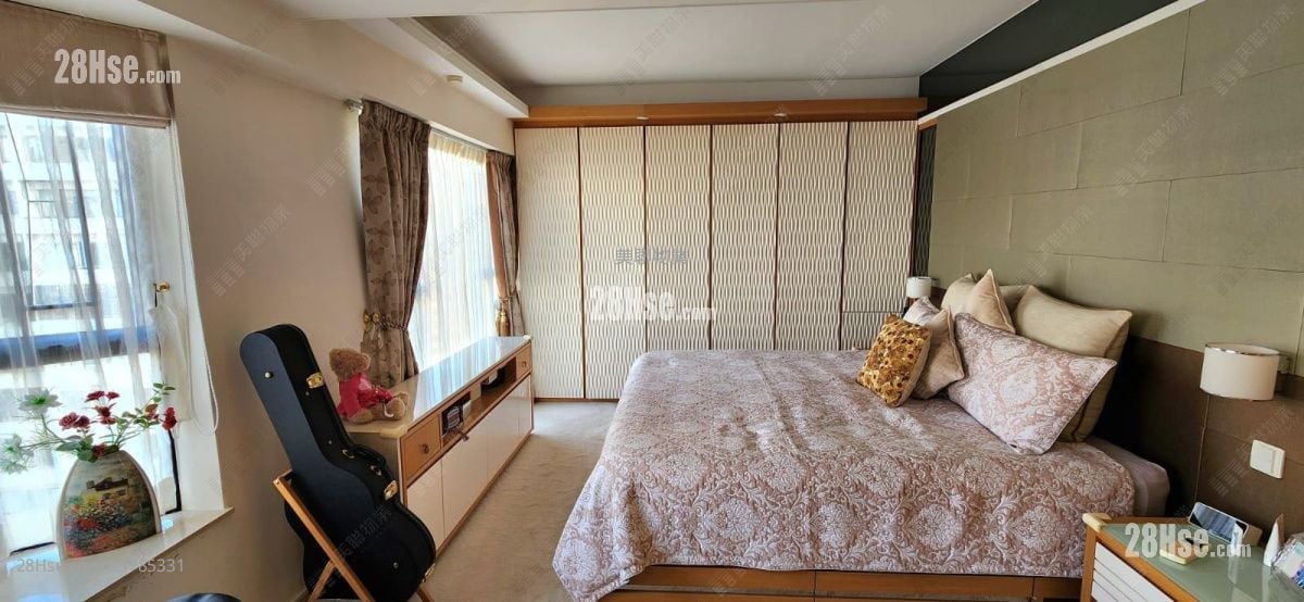 Parc Regal Sell 3 Bedrooms , 3 Bathrooms 676 ft²