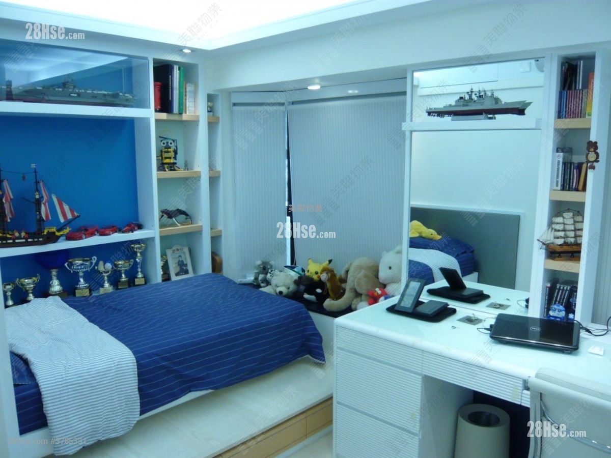 Parc Regal Sell 3 Bedrooms , 3 Bathrooms 676 ft²