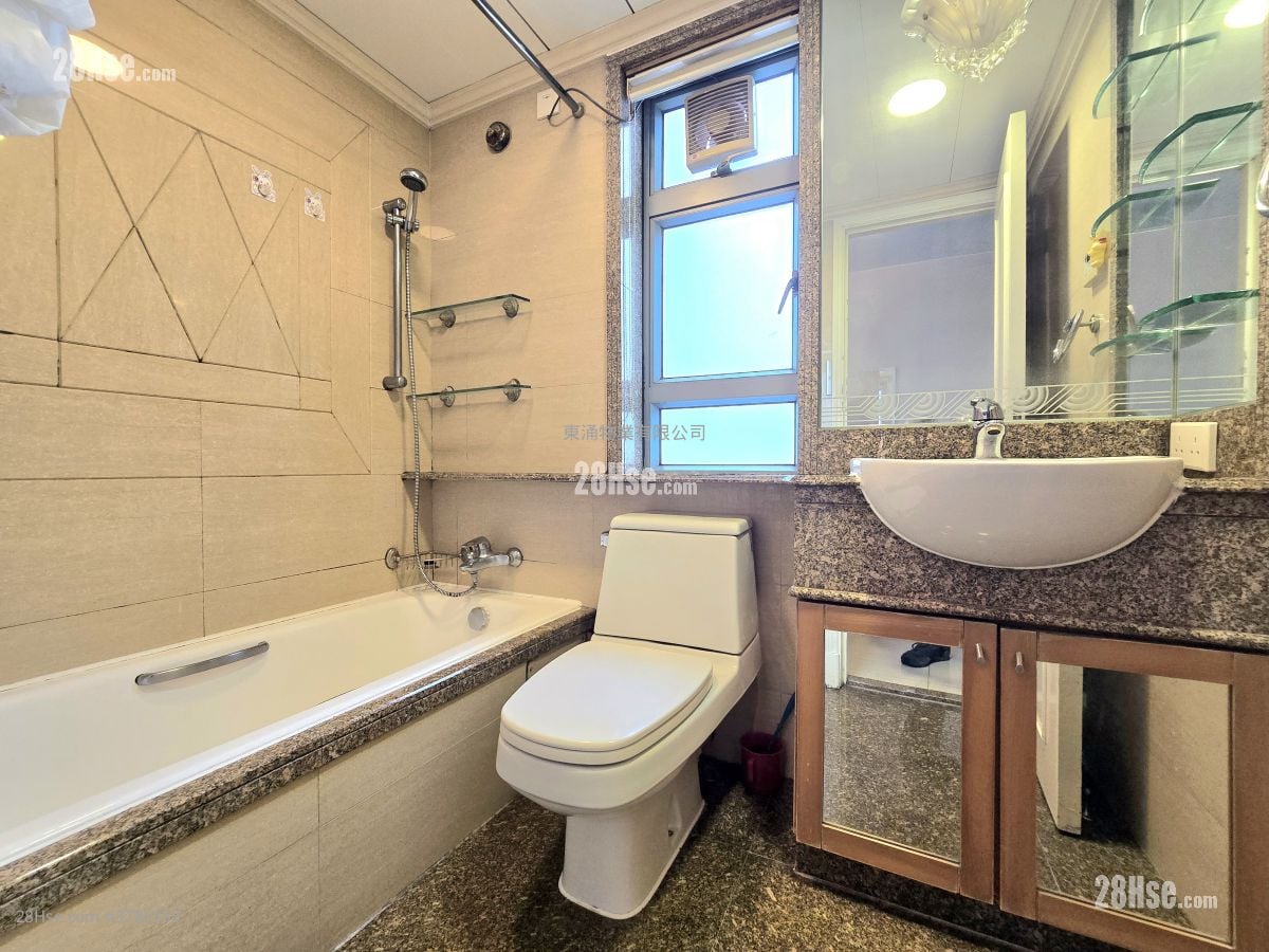 映湾园 租盘 3 房 , 2 浴室 734 平方尺