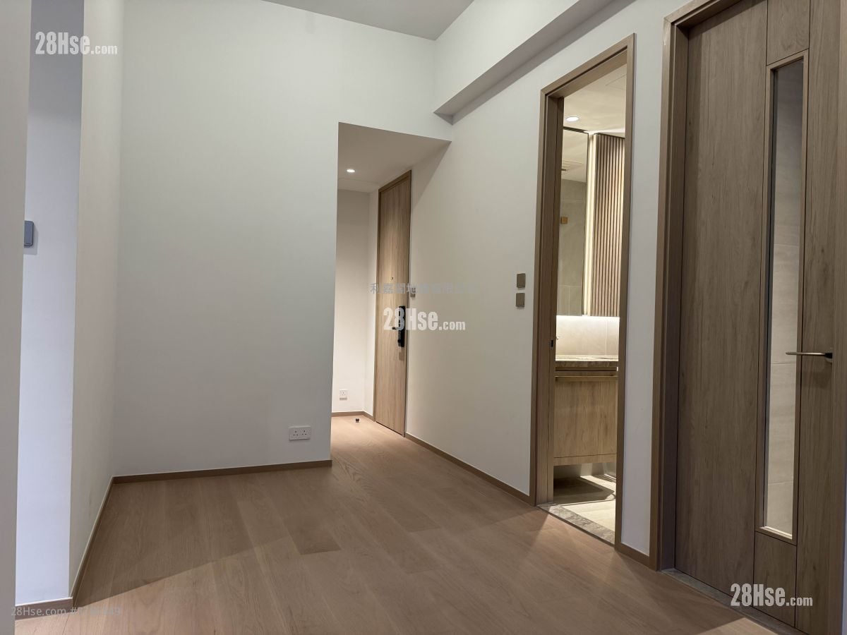 101 Kings Road 租盘 2 房 , 1 浴室 440 平方尺