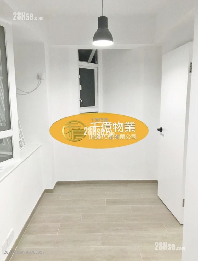 Wing Ning Building Sell 1 Bedroom 239 ft²